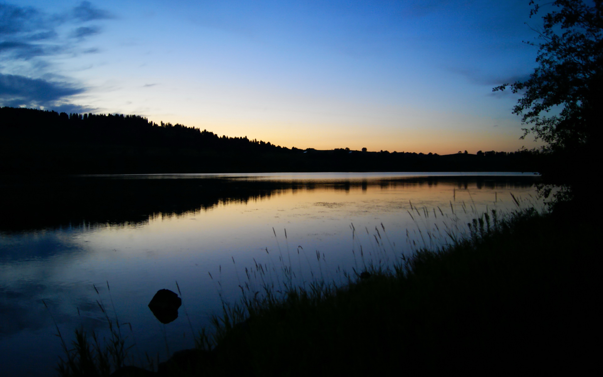 “足球文化走进校园,助力青少年身心发展”,足球文化进校园文化报道