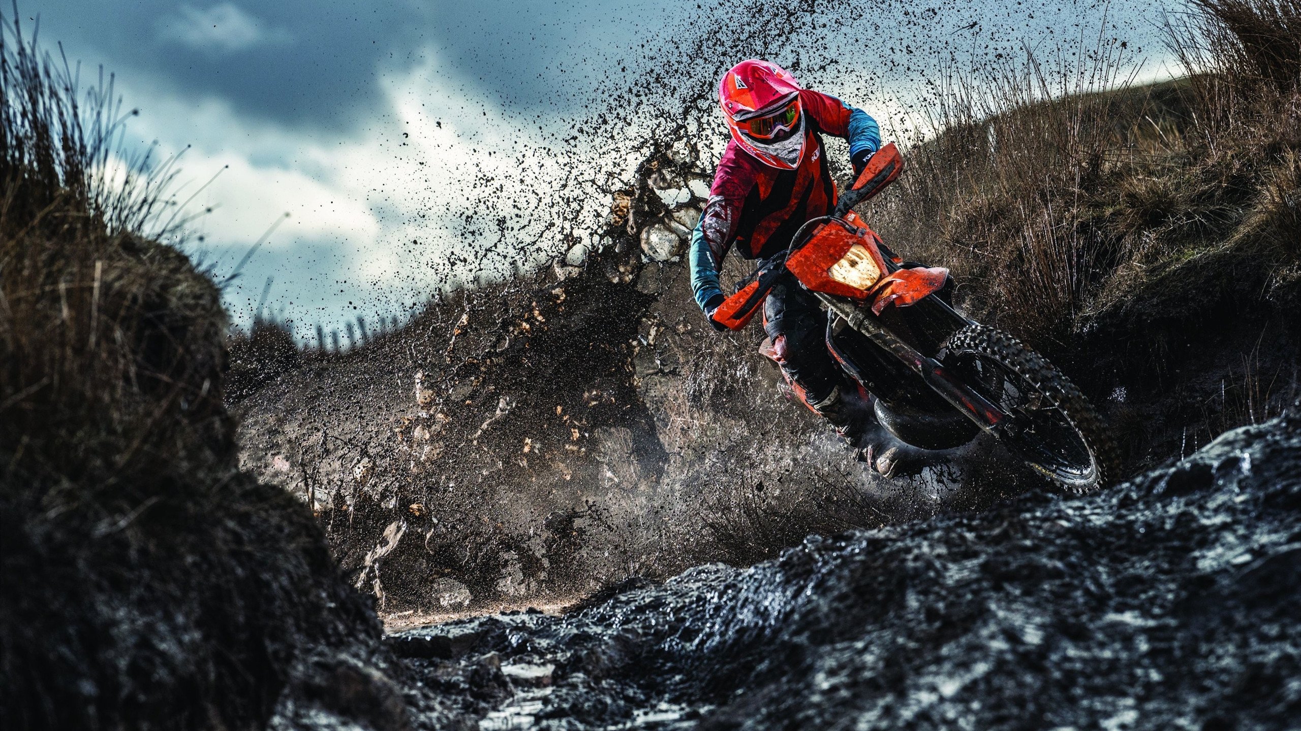 “青春燃梦”青少年篮球系列公益展在西安火热进行,弘扬体育精神