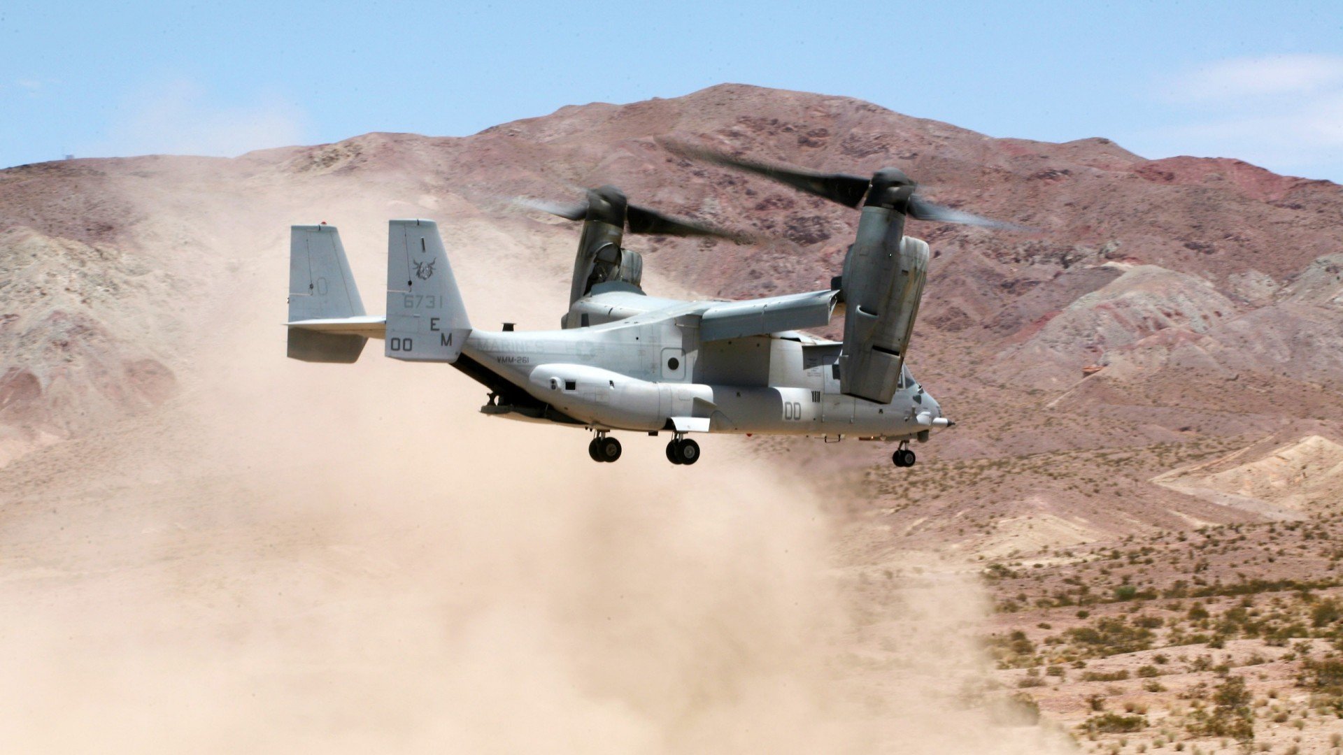 赛季收官阶段排位形势愈加复杂每场比赛皆为生死战,赛季完美收官