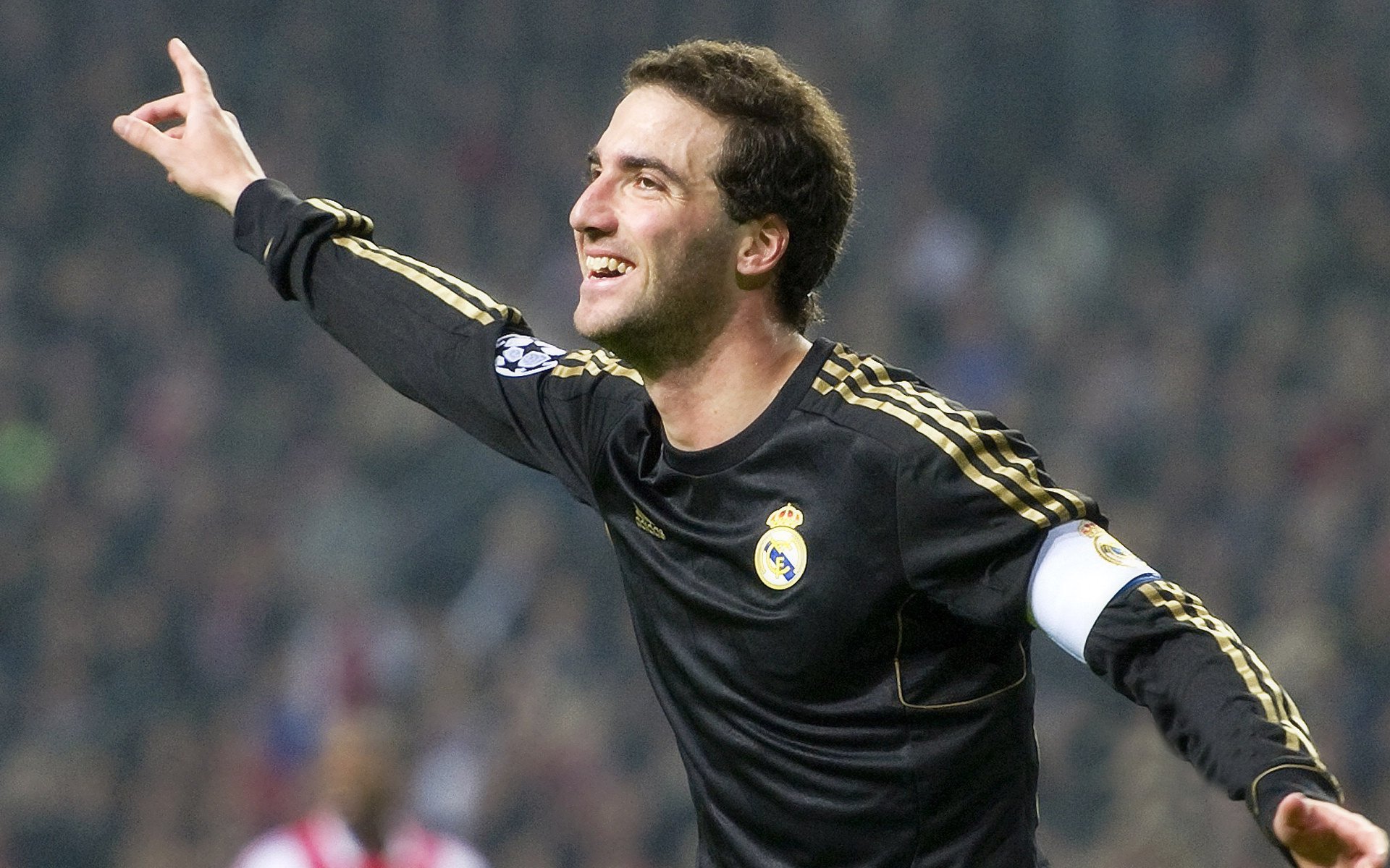 尼科·威廉姆斯在欧洲杯中表现出色，威廉姆·尼克尔森